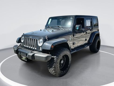 Used 2017 Jeep Wrangler Unlimited Sahara w/ Connectivity Group image 1