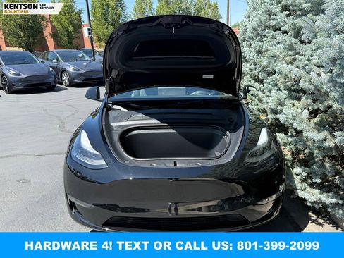Used 2023 Tesla Model Y Long Range AWD/4WD image 30