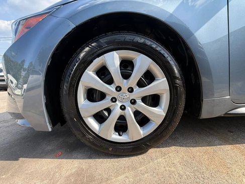 Used 2021 Toyota Corolla LE FWD image 22