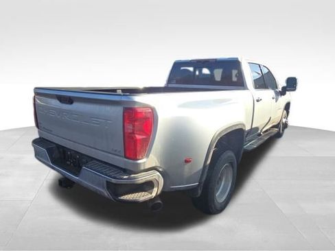 Used 2020 Chevrolet Silverado 3500 LTZ w/ LTZ Convenience Package image 8