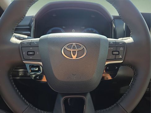 New 2026 Toyota Camry XLE FWD image 25