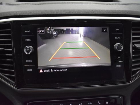 Used 2023 Volkswagen Atlas Cross Sport SE image 23