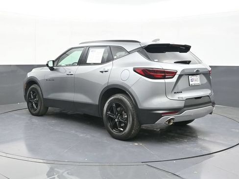 Used 2024 Chevrolet Blazer LT w/ Midnight/Sport Edition FWD image 9