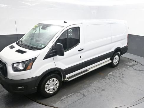 Used 2025 Ford Transit 250 Low Roof w/ Exterior Upgrade Package RWD image 28