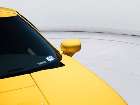 Used 2006 Ford GT RWD image 18