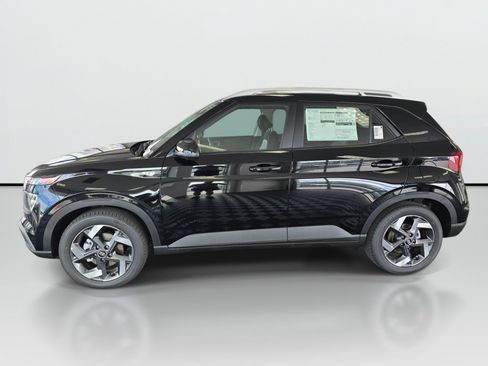 New 2026 Hyundai Venue SEL FWD image 6