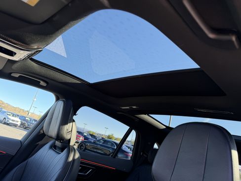 Certified 2023 Mercedes-Benz EQS 580 4MATIC SUV image 21