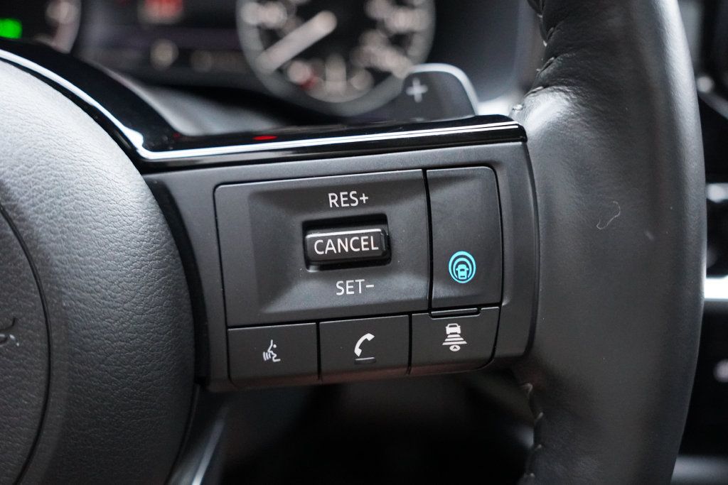 Used 2024 Nissan Pathfinder SL w/ SL Premium Package AWD/4WD image 34