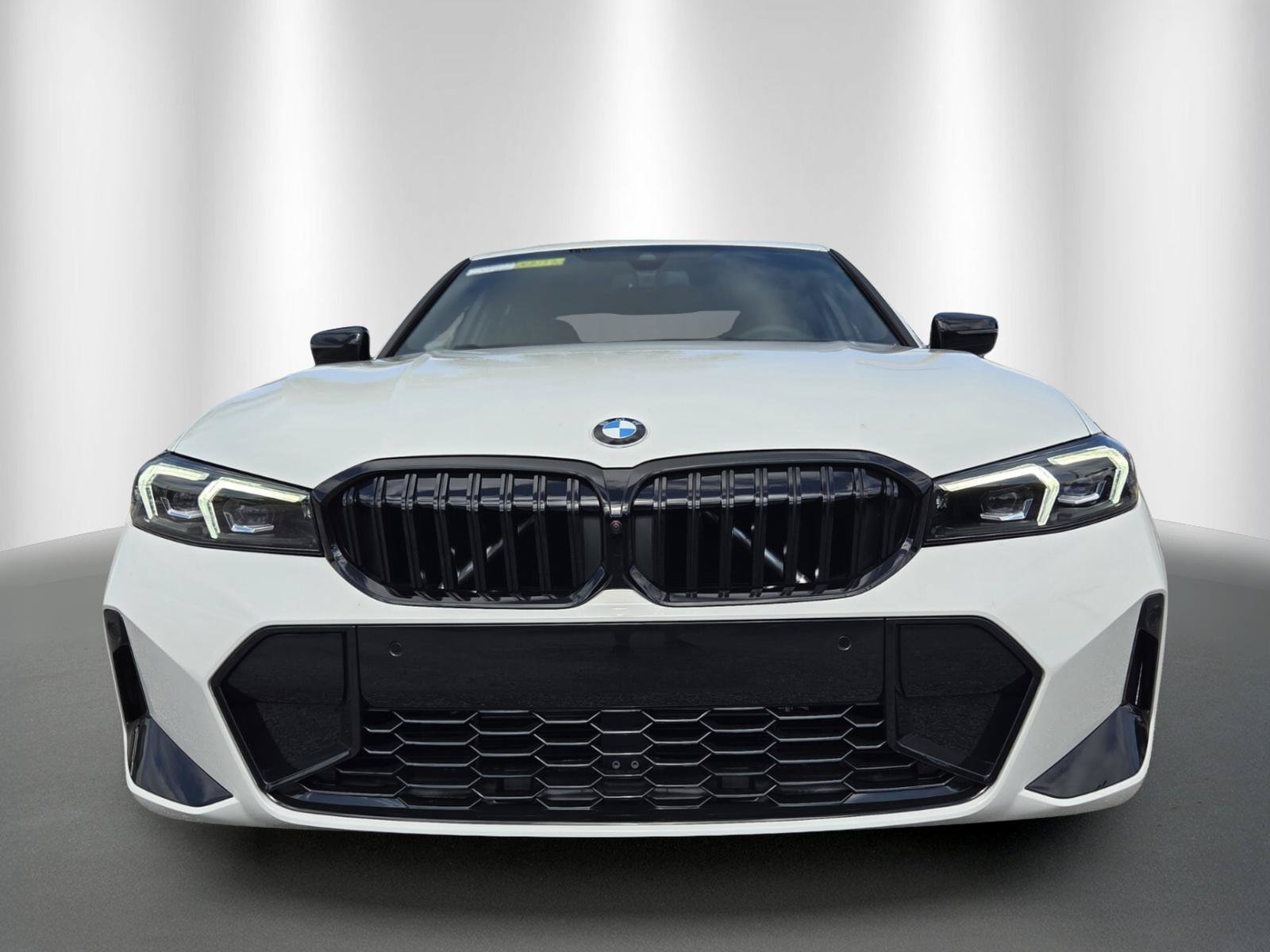New 2026 BMW 330i Sedan w/ M Sport Package RWD image 2
