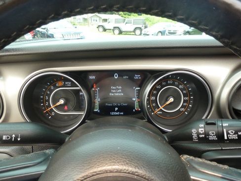 Used 2021 Jeep Wrangler Unlimited Sport w/ Sun And Sound Package AWD/4WD image 32