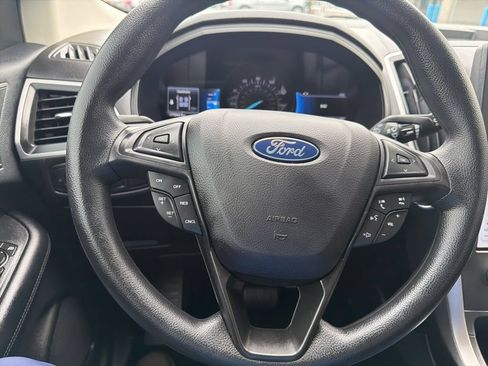Used 2022 Ford Edge SE w/ Black Appearance Package AWD/4WD image 19