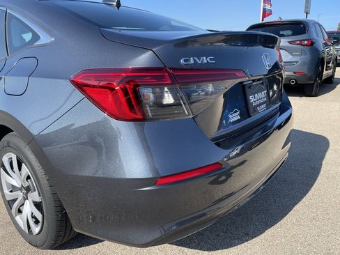 Used 2024 Honda Civic LX image 32