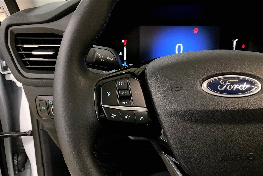 Certified 2023 Ford Escape Active AWD/4WD image 17