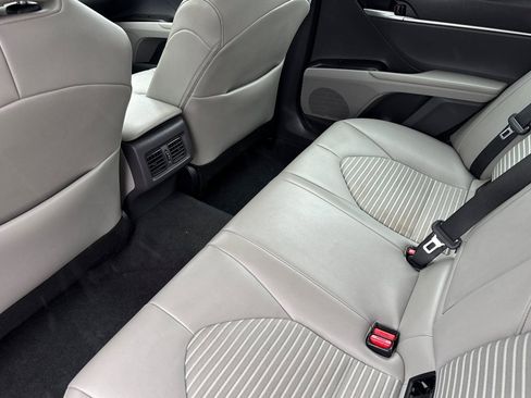 Used 2024 Toyota Camry SE w/ Cold Weather Package image 12