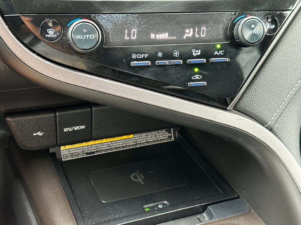 Used 2021 Toyota Camry XSE w/ Carpet Mat Package (TMS) AWD/4WD image 18