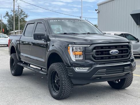 Used 2021 Ford F150 XLT w/ Equipment Group 302A High image 7