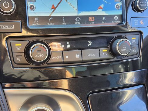 Used 2017 Nissan Maxima SR w/ Midnight Edition image 36