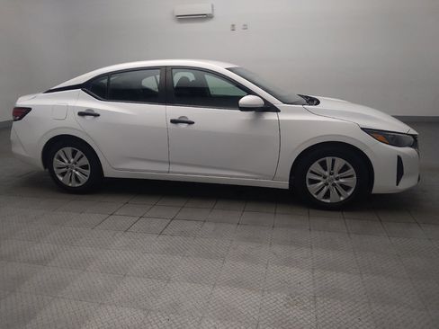 Used 2024 Nissan Sentra S FWD image 11