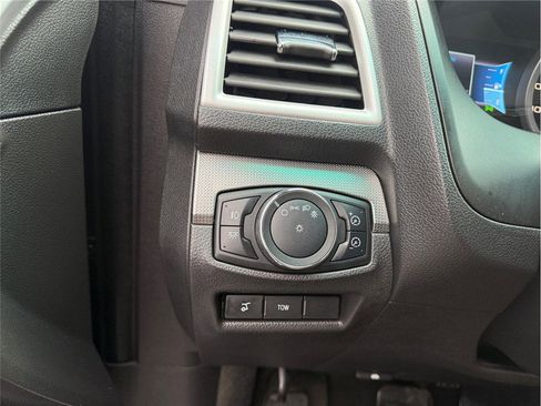 Used 2013 Ford Explorer Sport image 26