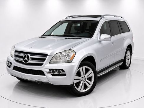 Used 2011 Mercedes-Benz GL 450 4MATIC image 1