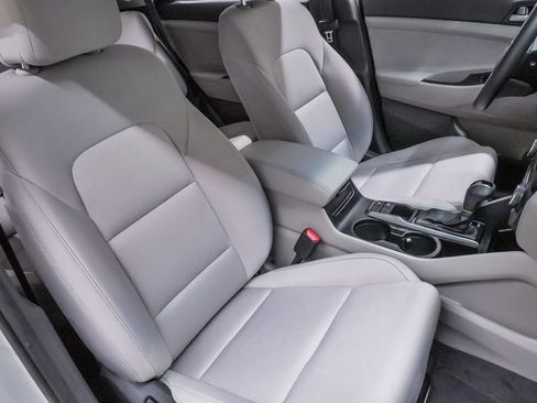 Used 2017 Hyundai Tucson Sport FWD image 13