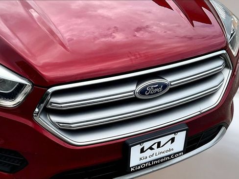 Used 2017 Ford Escape Titanium AWD/4WD image 32