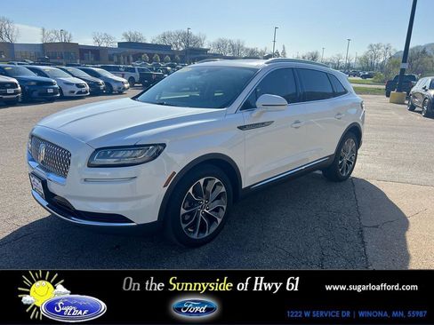 Used 2023 Lincoln Nautilus Reserve AWD/4WD image 1