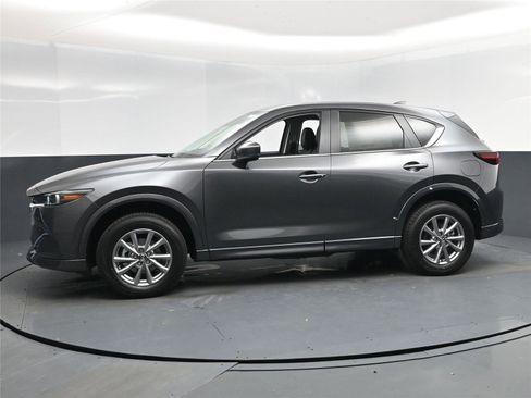 New 2025 MAZDA CX-5 AWD 2.5 S w/ Preferred Package image 3