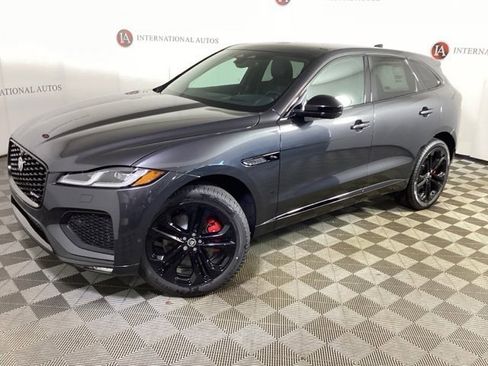 Certified 2025 Jaguar F-PACE R-Dynamic S image 1