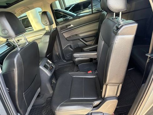 Used 2022 Volkswagen Atlas SE AWD/4WD image 8