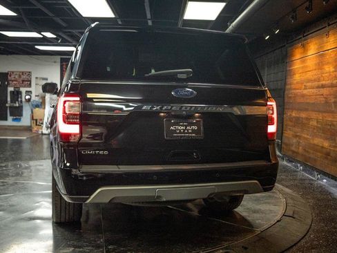 Used 2019 Ford Expedition Limited w/ Equipment Group 302A AWD/4WD image 6