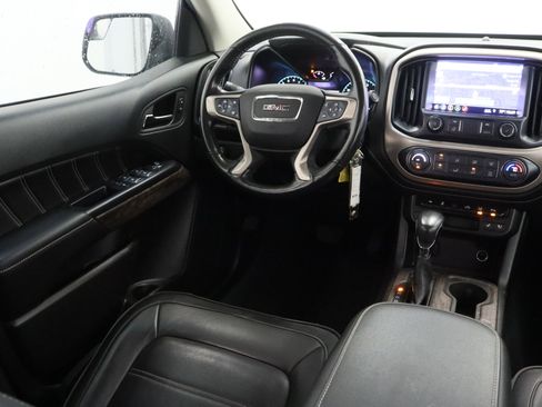 Used 2022 GMC Canyon Denali RWD image 30