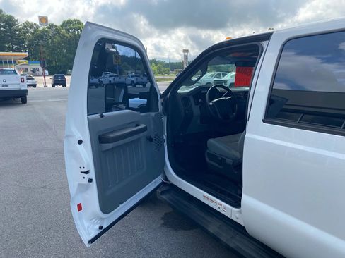 Used 2012 Ford F450 XL image 8