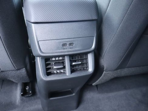 New 2027 Chevrolet Equinox LT FWD image 21