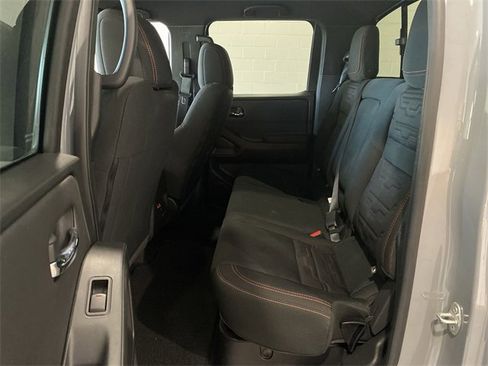 Used 2024 Nissan Frontier Pro-X w/ Technology Package image 12