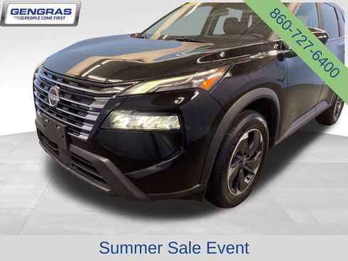 Used 2025 Nissan Rogue SV AWD/4WD image 49