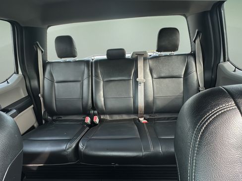 Used 2019 Ford F250 XLT w/ XLT Premium Package AWD/4WD image 19