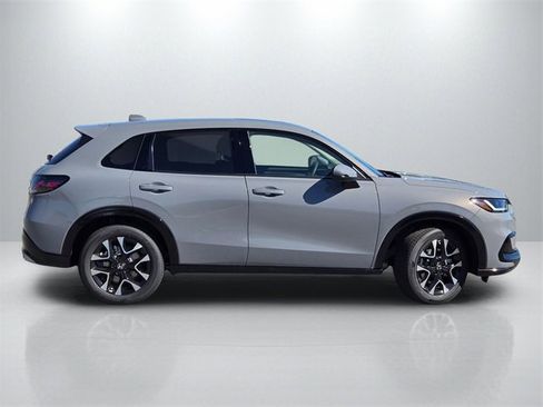 New 2026 Honda HR-V EX-L image 3