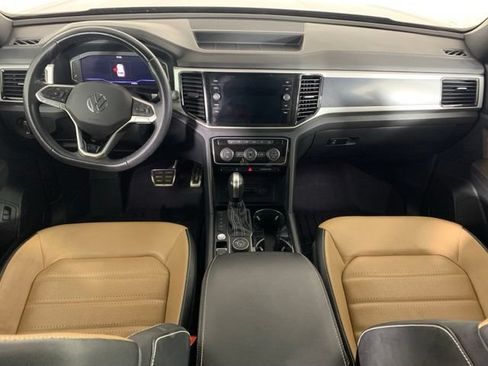 Used 2023 Volkswagen Atlas Cross Sport SEL Premium R-Line AWD/4WD image 3