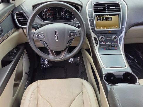 Used 2018 Lincoln MKX Reserve FWD image 11