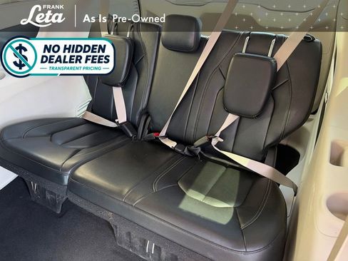 Used 2022 Chrysler Pacifica Touring-L FWD image 26