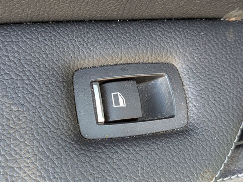 Used 2017 BMW X3 xDrive28i image 29