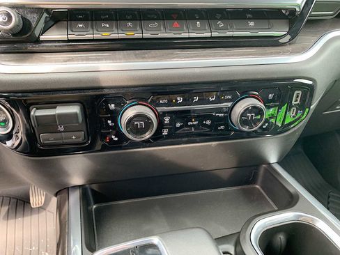 Certified 2022 Chevrolet Silverado 1500 LTZ image 17