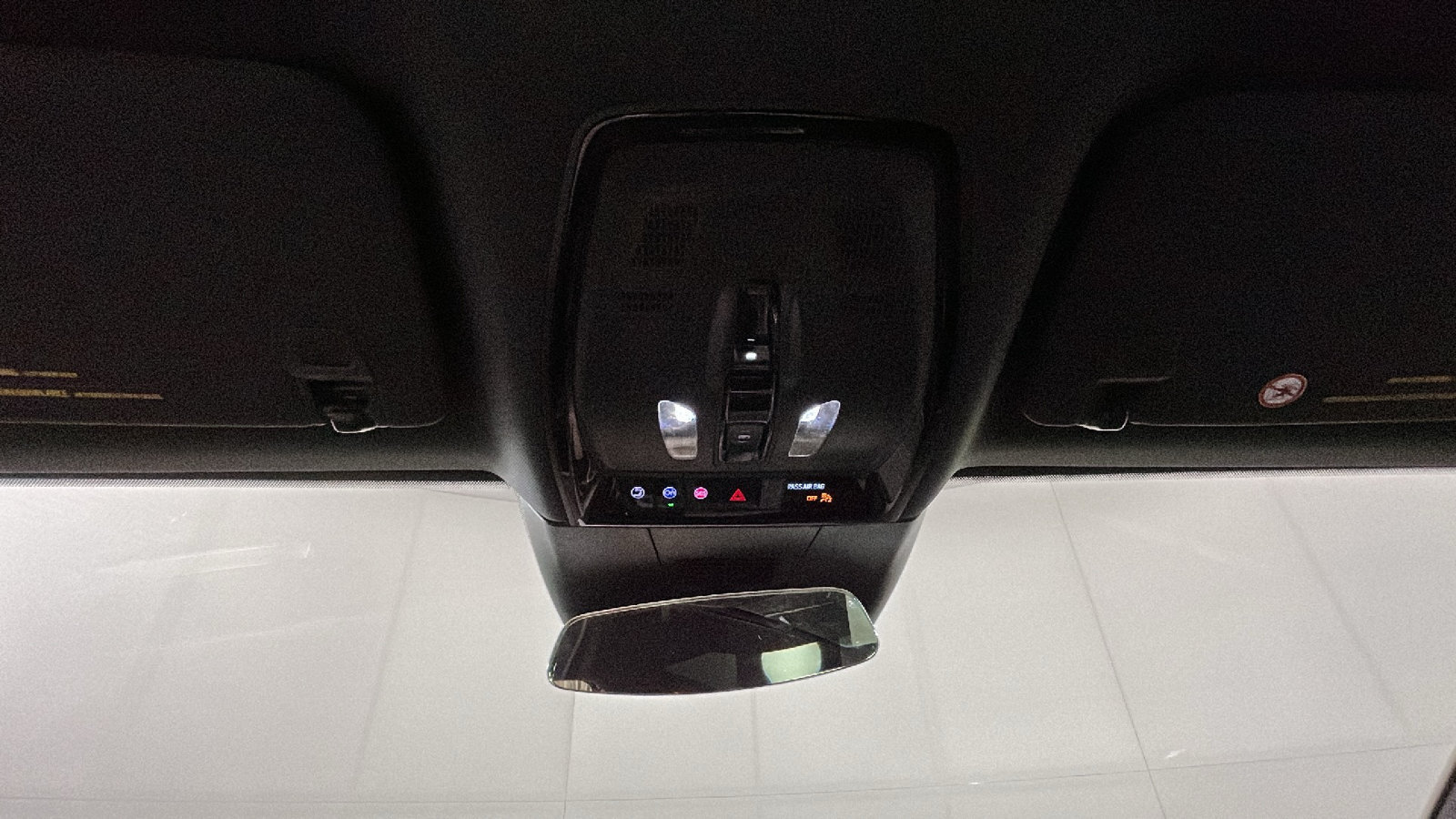 Used 2024 Cadillac Lyriq Tech AWD/4WD image 31