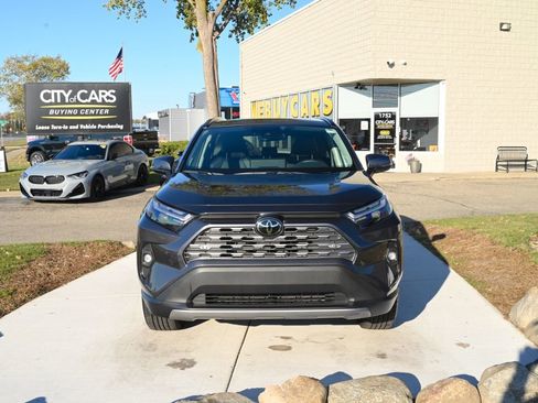 Used 2024 Toyota RAV4 Limited image 2