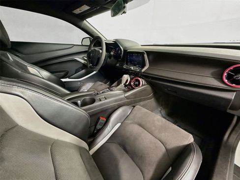 Used 2023 Chevrolet Camaro SS RWD image 28