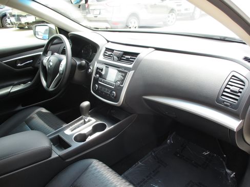 Used 2018 Nissan Altima 2.5 S w/ S Convenience Package FWD image 30