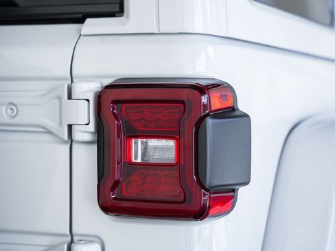 New 2025 Jeep Wrangler Unlimited Rubicon 4xe image 6