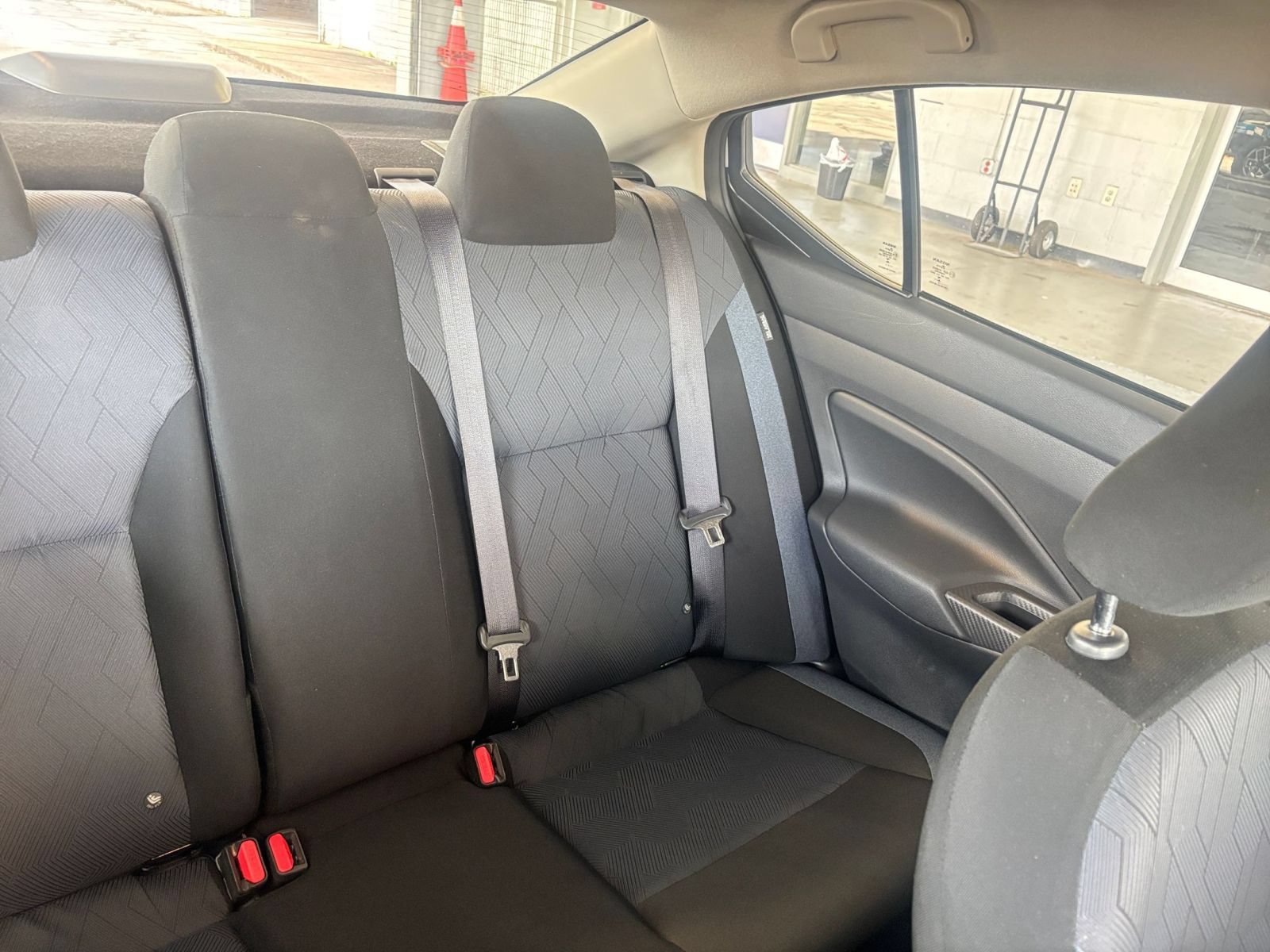 Used 2025 Nissan Versa SV FWD image 34