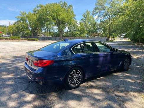 Used 2019 BMW 530i xDrive w/ Convenience Package AWD/4WD image 5